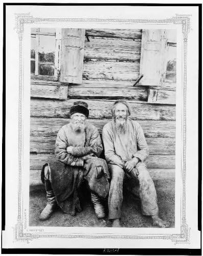 HistoricalFindings Fotó: Két Idősebb Férfiak Kívül rönkházak,Oroszország,1895-ben?,Ruházat & Ruha